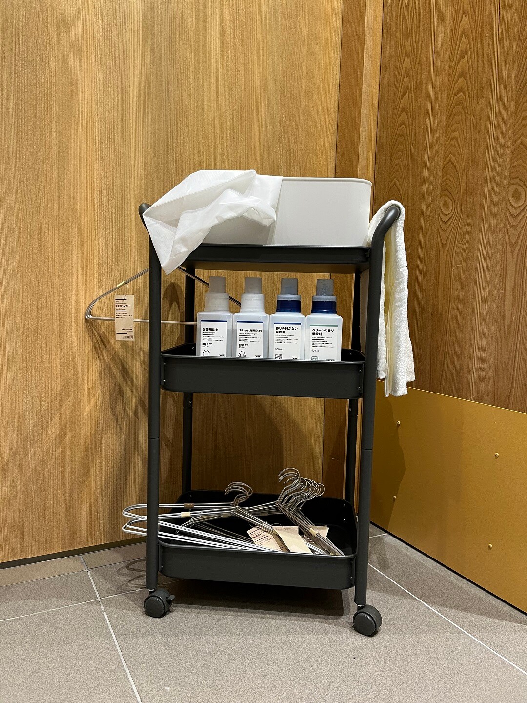 【Takamy】スチールパイプ家具4点セット Takamy】スチールパイプ家具4点セット Takamy】スチールパイプ家具4点